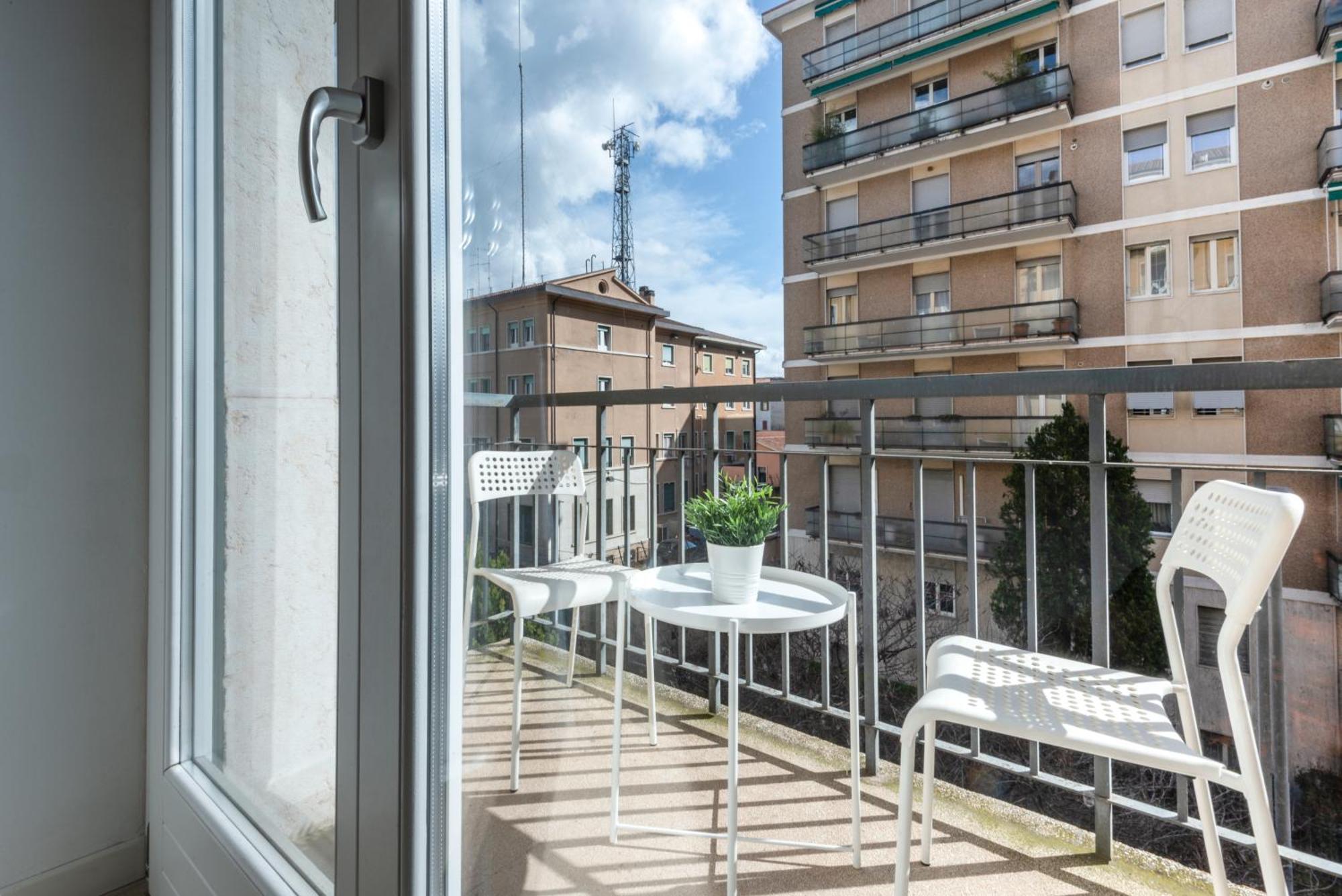 Deluxe Home Verona Exterior foto